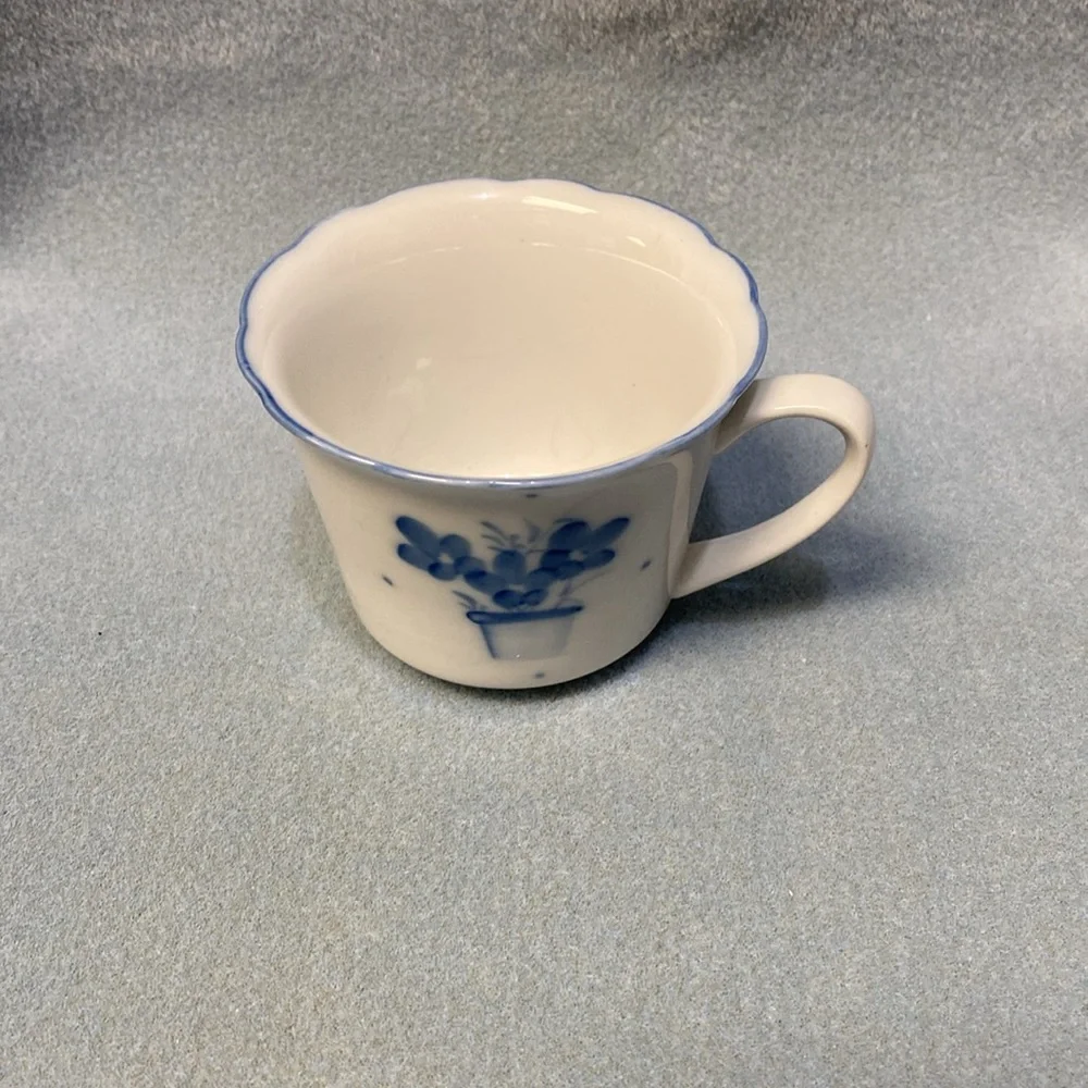 2  STEELE HAND PAINTED PORCELAIN DE CHINE CUP Blues (set of two)